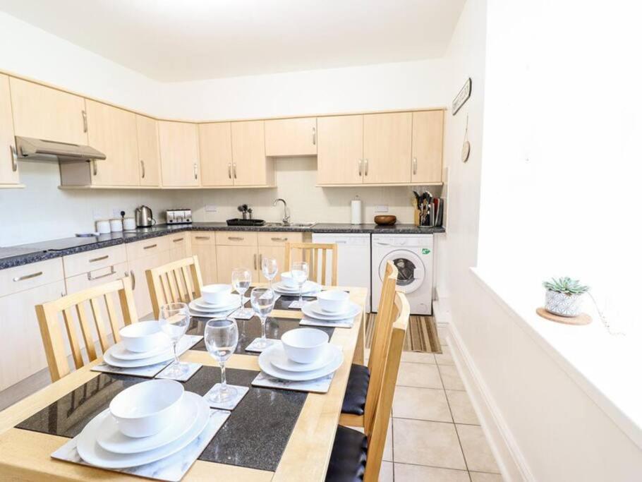 Harlech/Huge Three Bedroom/Best Location Llanbedr  Luaran gambar