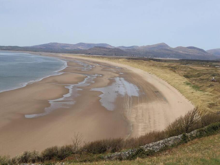 Harlech/Huge Three Bedroom/Best Location Llanbedr  Luaran gambar
